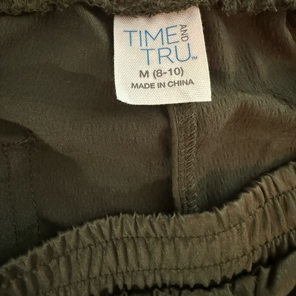 Time and Tru Green Cargo Pants - Picture 3 of 6